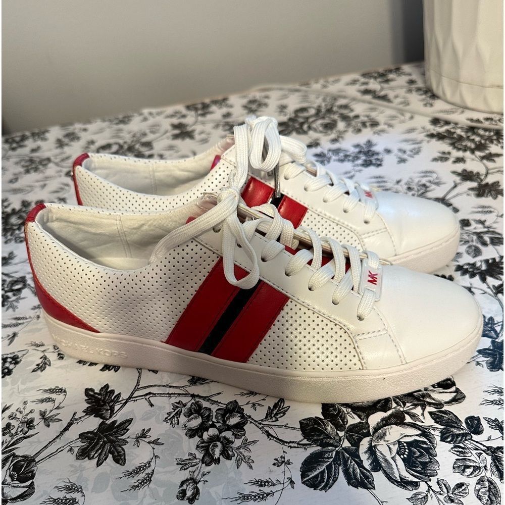 MICHAEL KORS Catelyn Stripe Lace Up Nappa Size 7 Like NEW